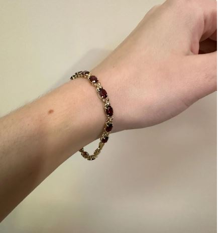 Yellow Gold Garnet Bracelet