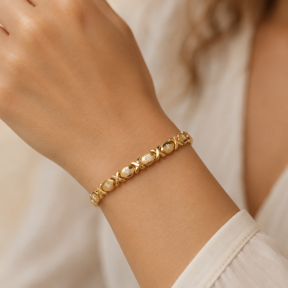 Vintage 10K Yellow Gold XO Link Bracelet