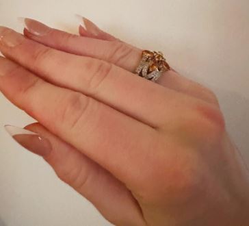 14kt yellow solid  gold vintage yellow topaz and green tourmaline diamond ring