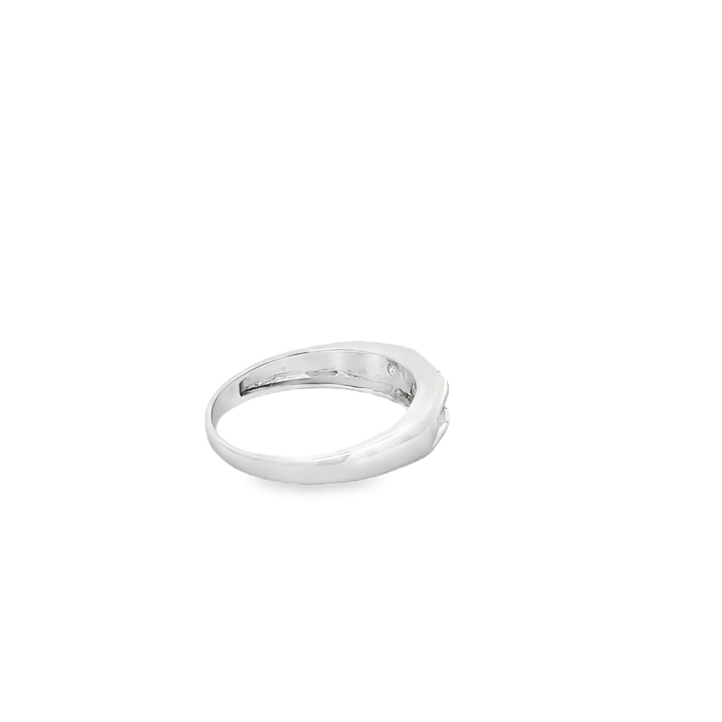 14kt white gold  ring  vintage  channel set