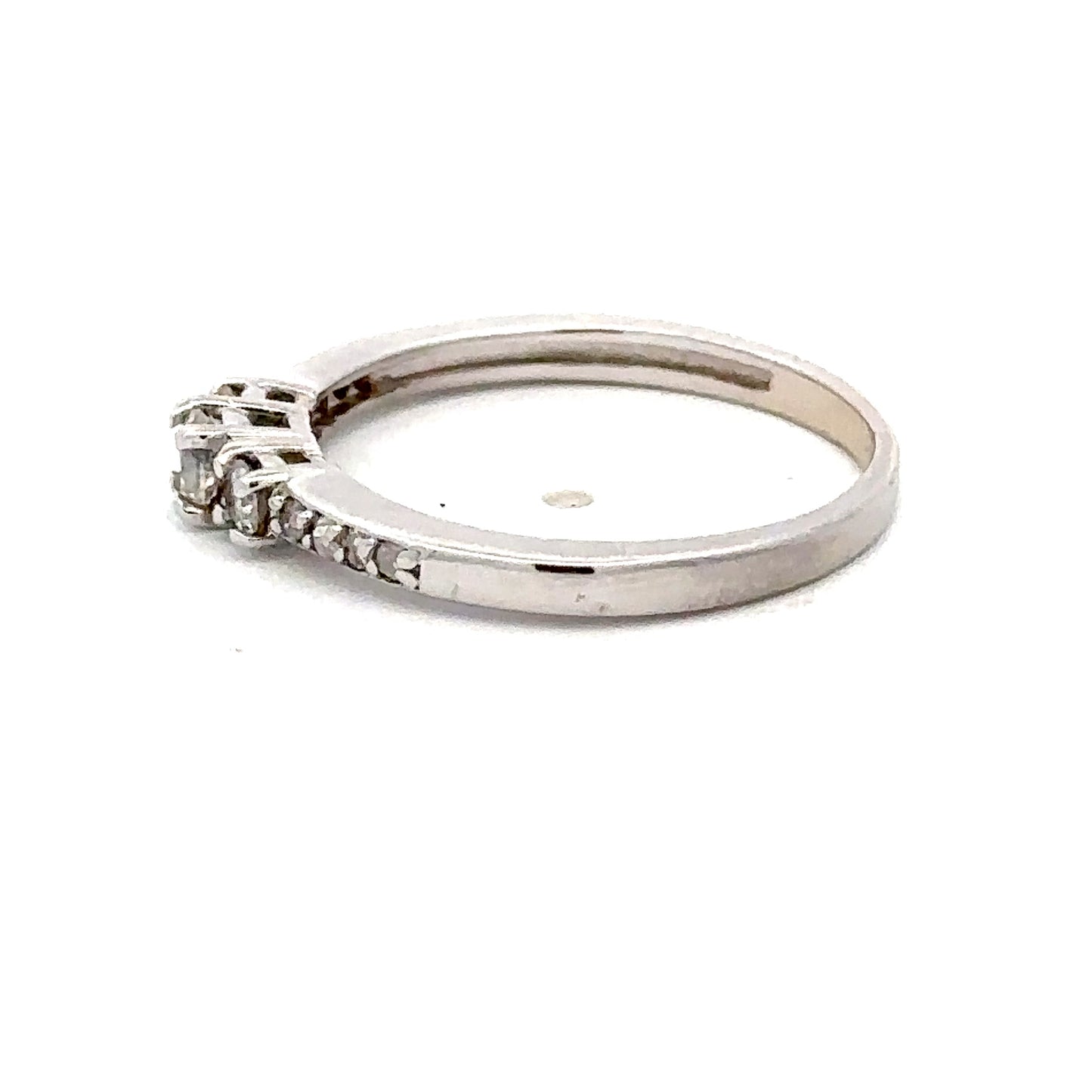 14kt white gold three stone diamond ring