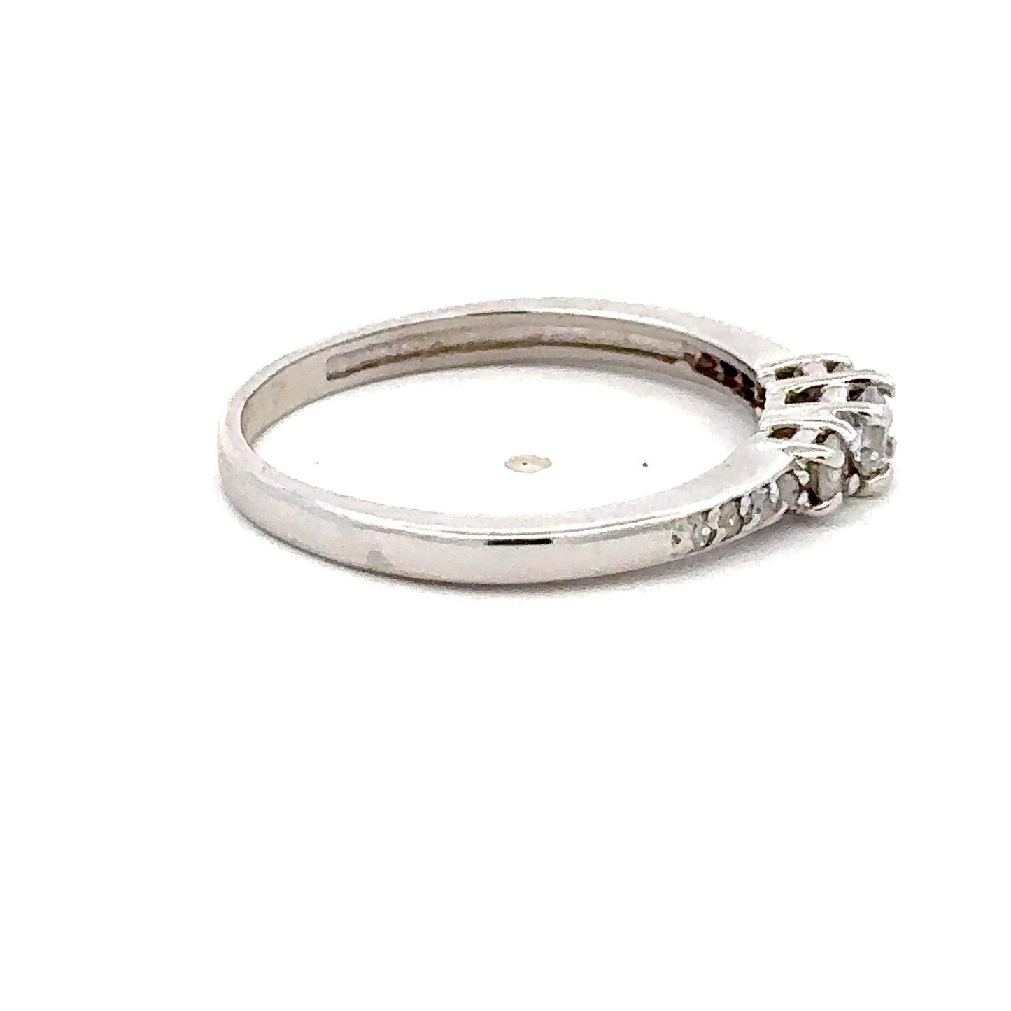 14kt white gold three stone diamond ring
