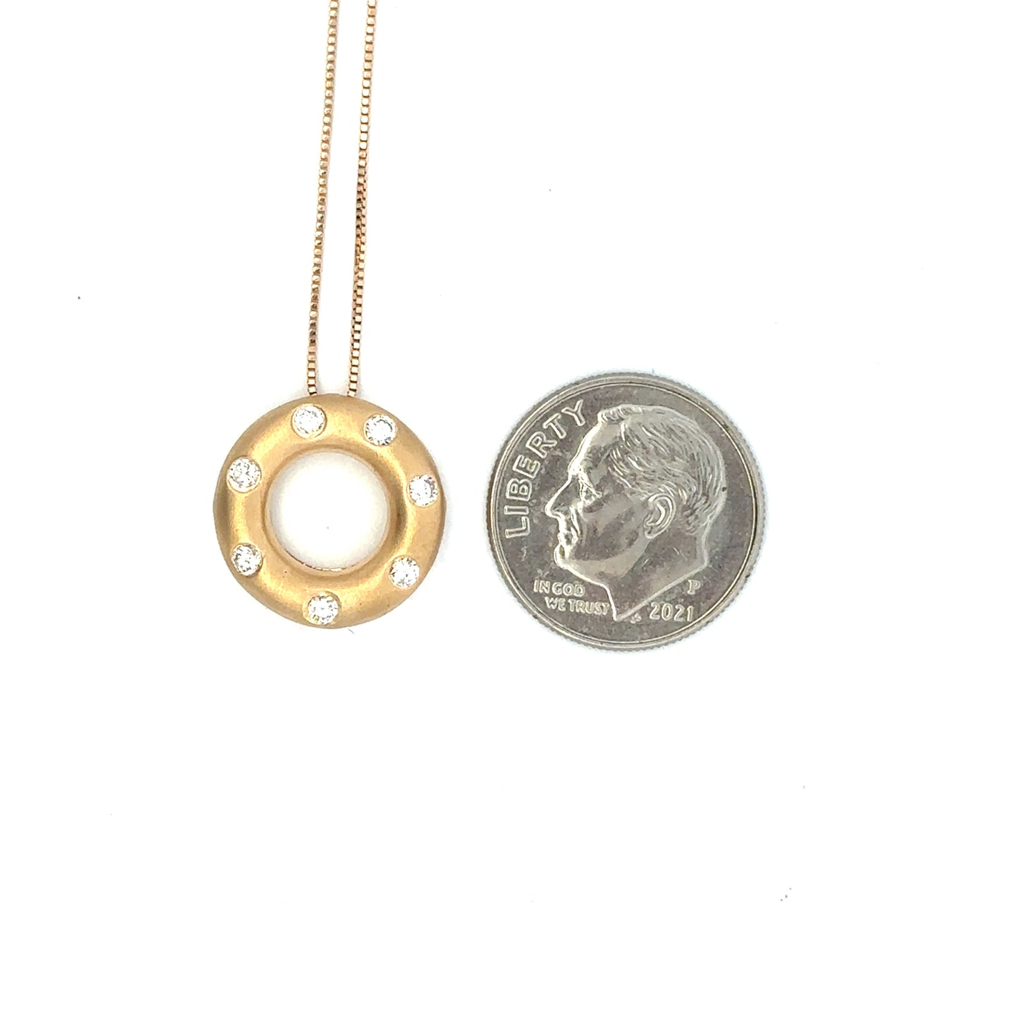 14kt yellow gold diamond circle necklace