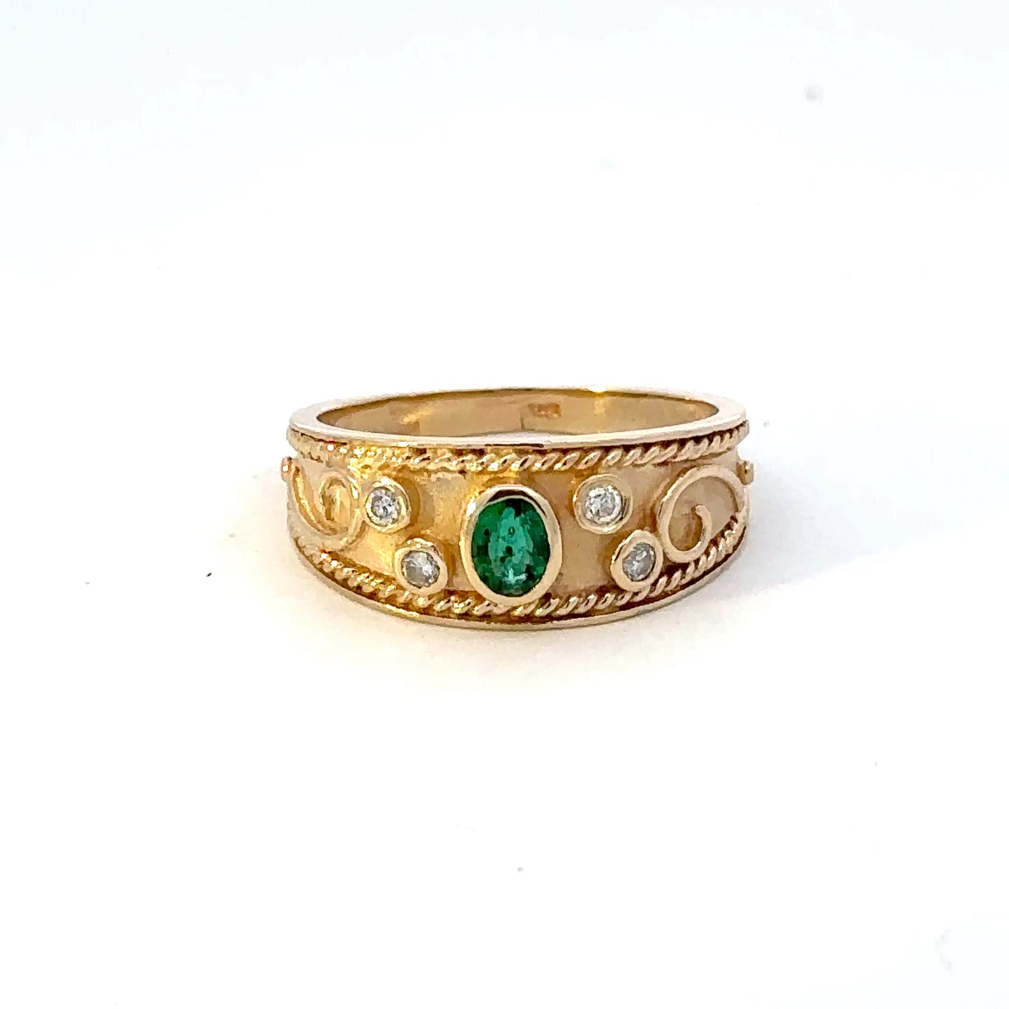 14kt yellow solid gold emerald ring