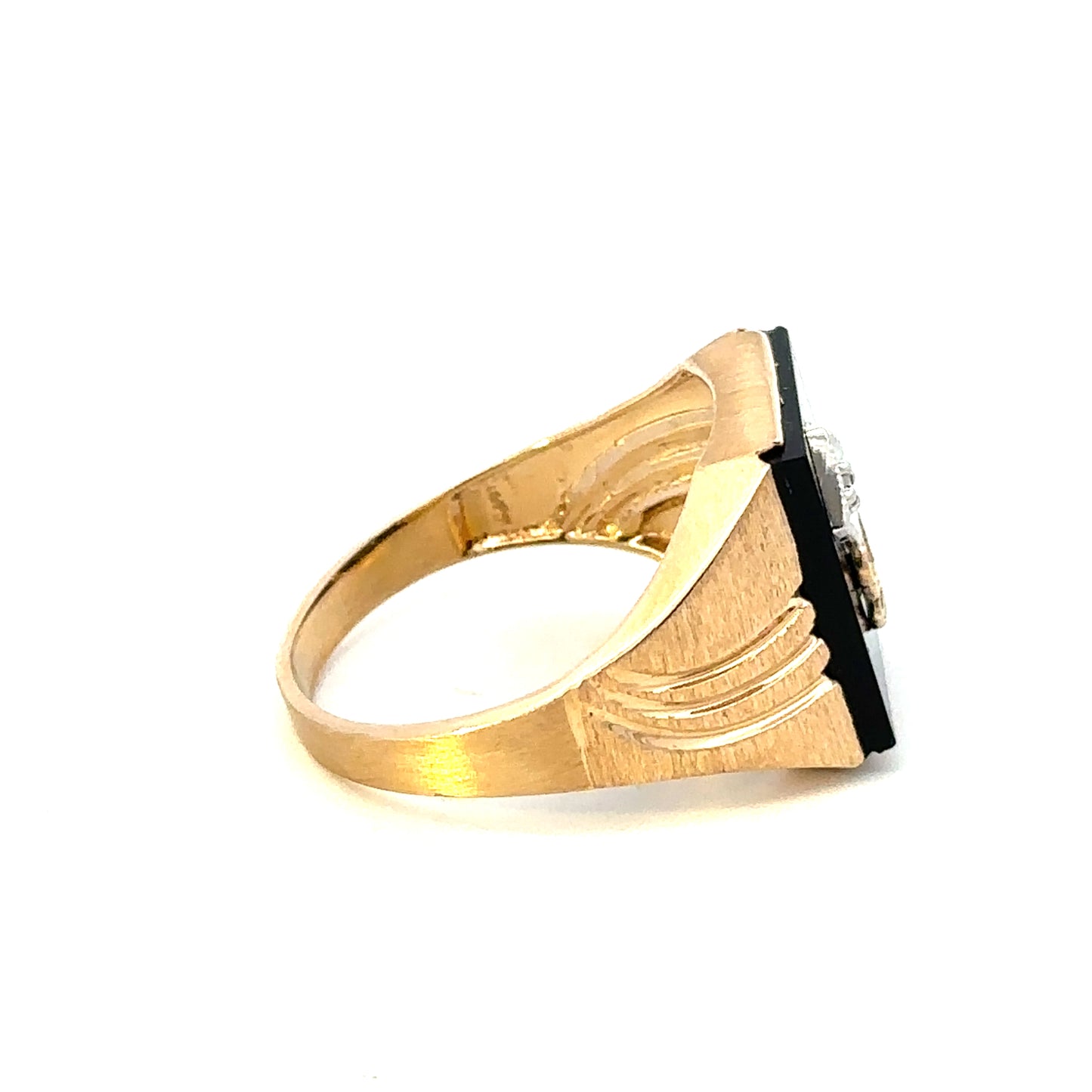 14kt solid yellow gold vintage  onyx ring