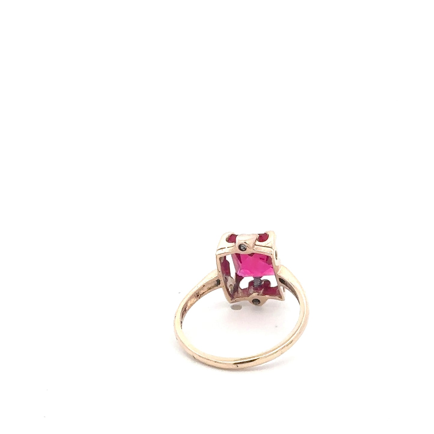 10kt solid gold vintage red stone ring  with hearts
