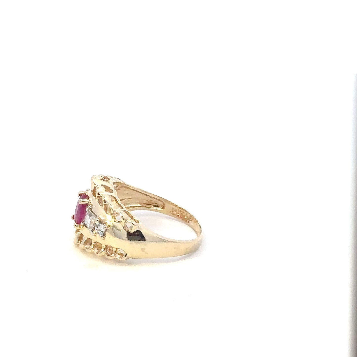 14kt yellow solid gold ruby ring estate