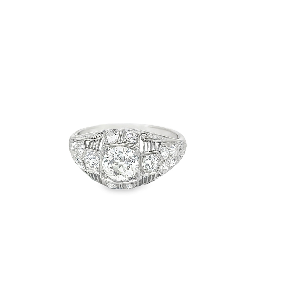 Antique 1930s Platinum 1.50 CTW Diamond Art Deco Filigree Ring