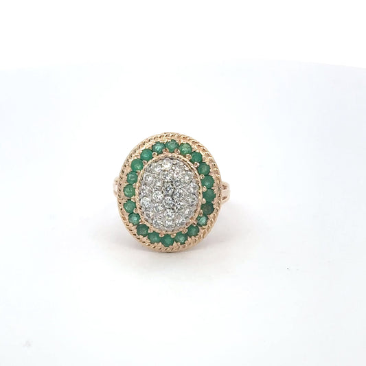 Vintage Diamond & Emerald Halo Ring – 14K Yellow Gold