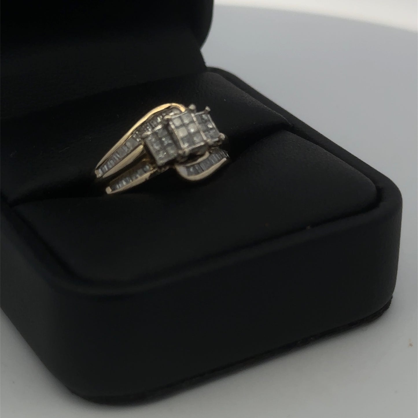 10kt yellow gold diamond engagement ring