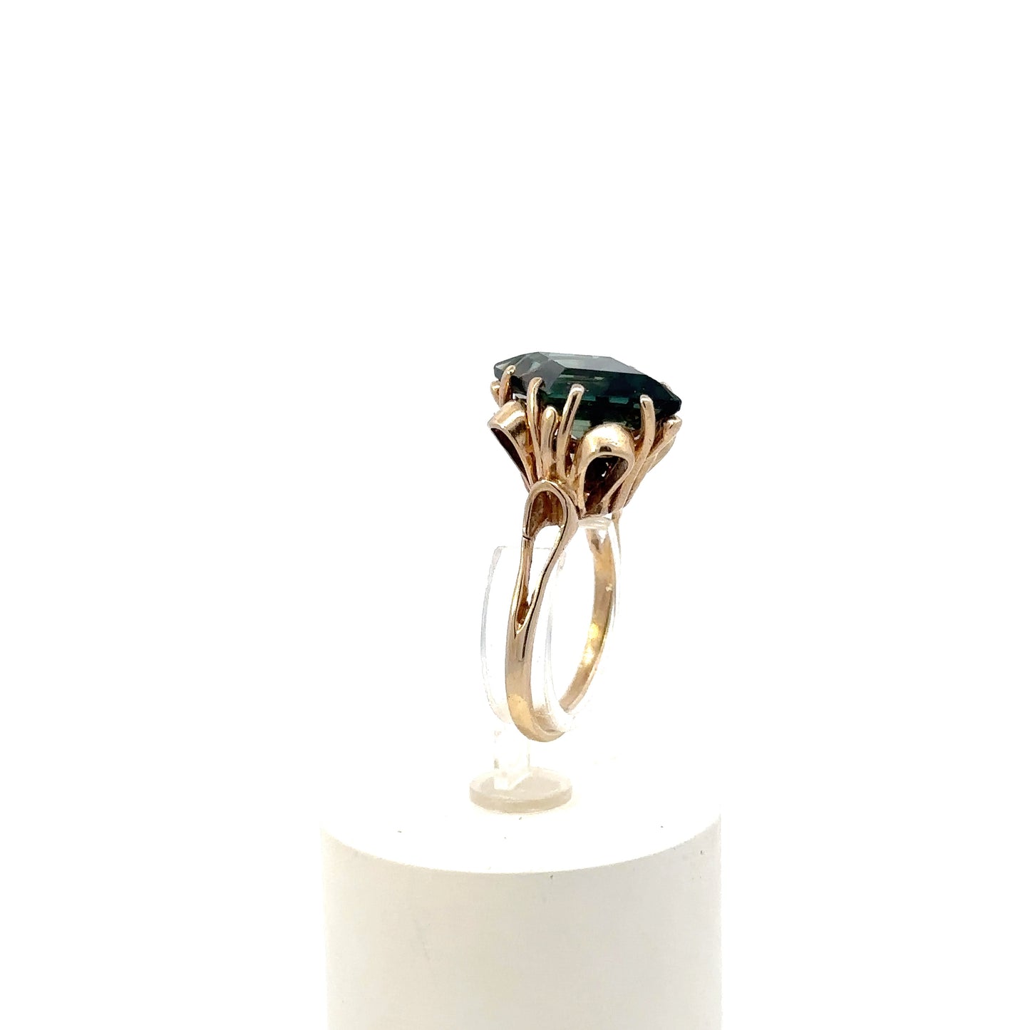 Vintage 10K Yellow Solid Gold Ring Green Synthetic Gemstone – Statement Cocktail Ring – Estate Jewelry