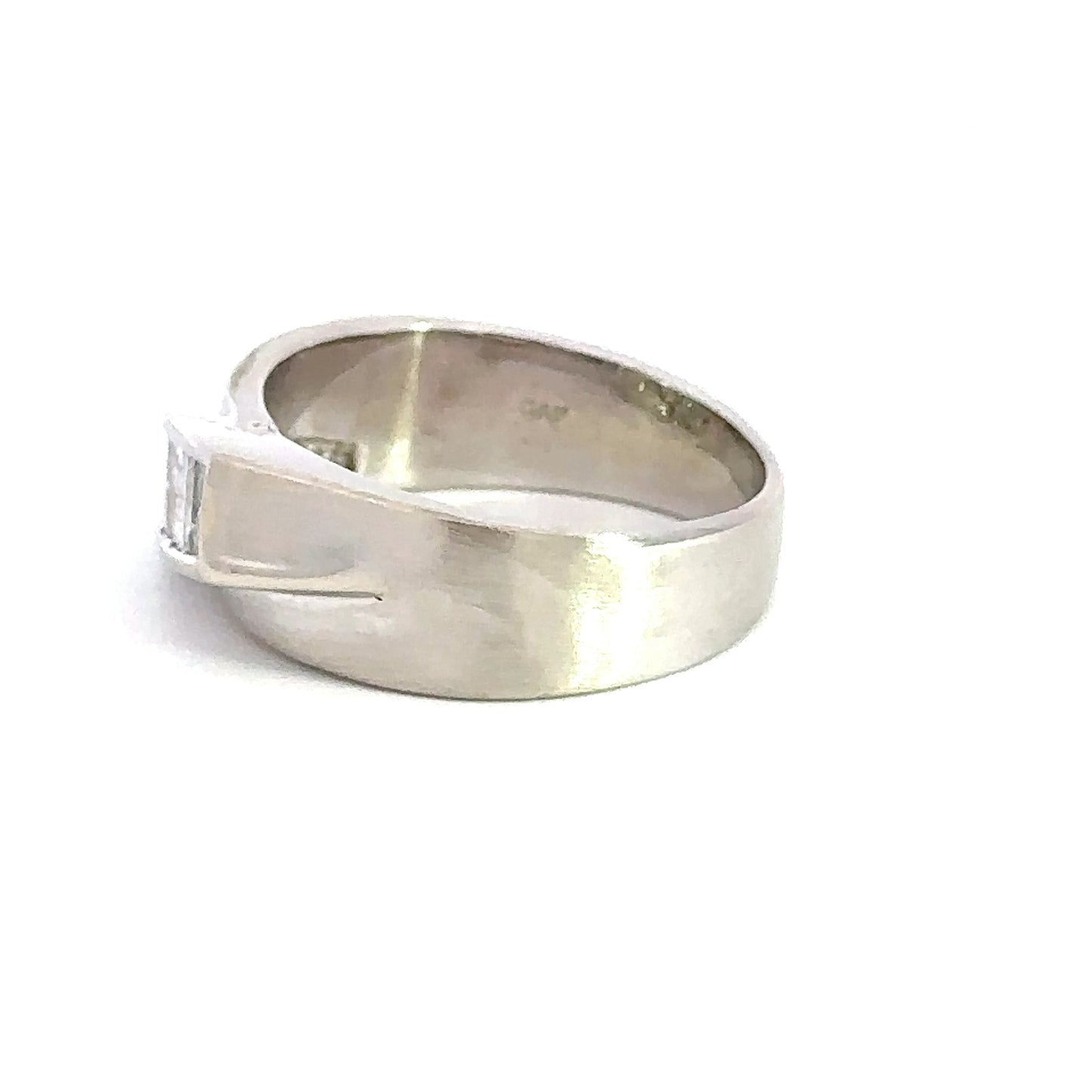 14 kt white solid gold vintage diamond ring