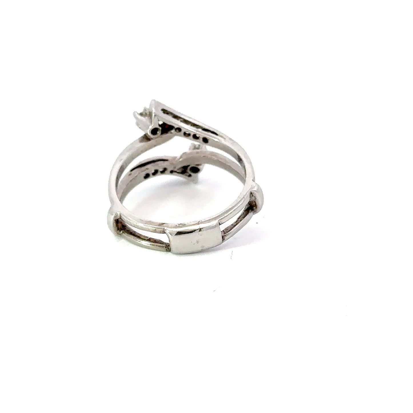 14kt white gold diamond insert vintage ring