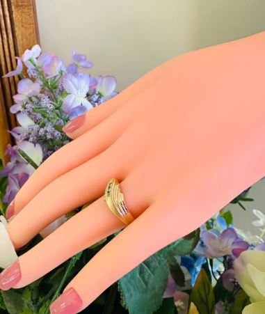 14kt yellow solid gold Vintage diamond wedding band
