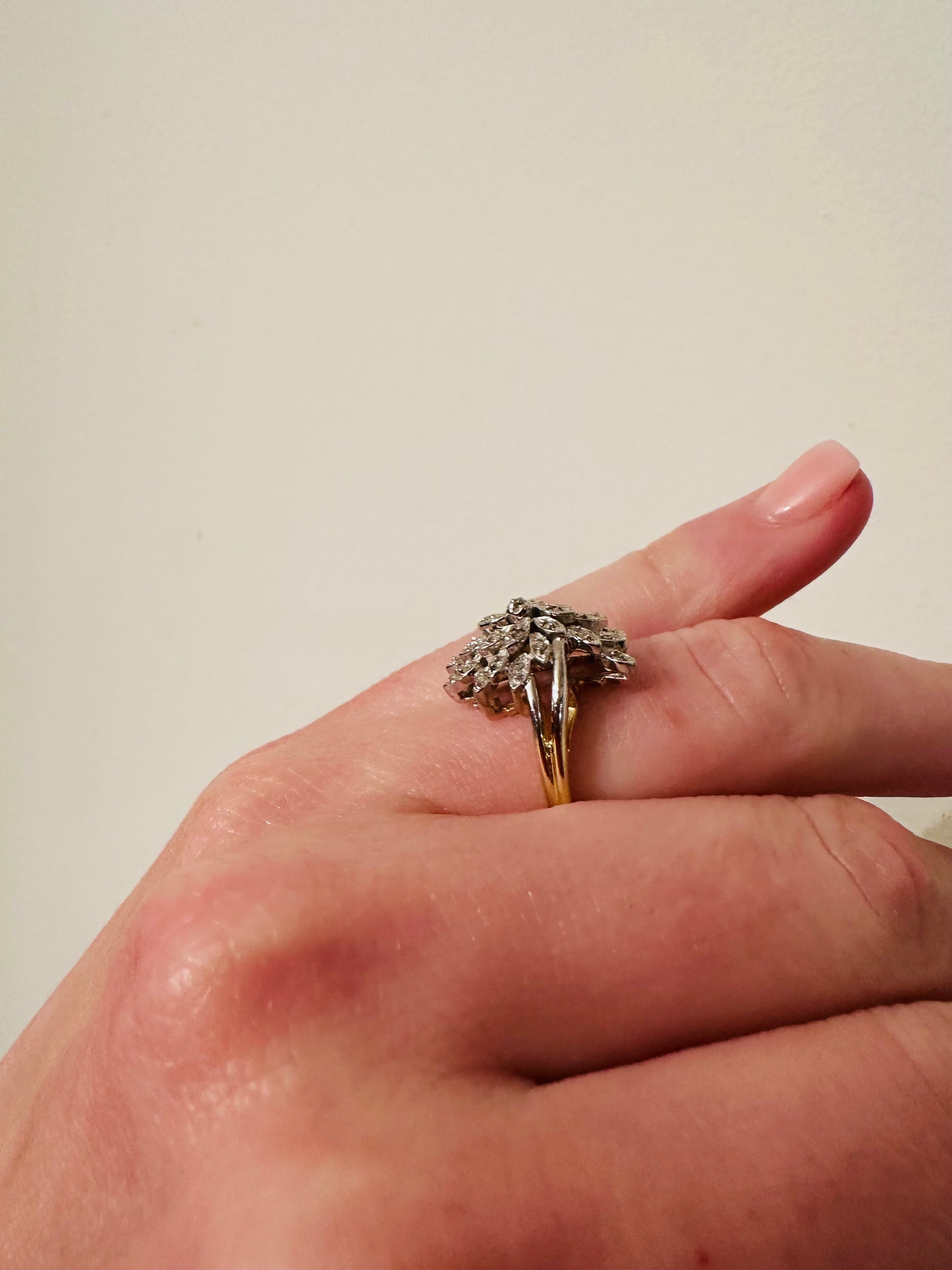 14kt  yellow  solid gold   diamond  cluster ring