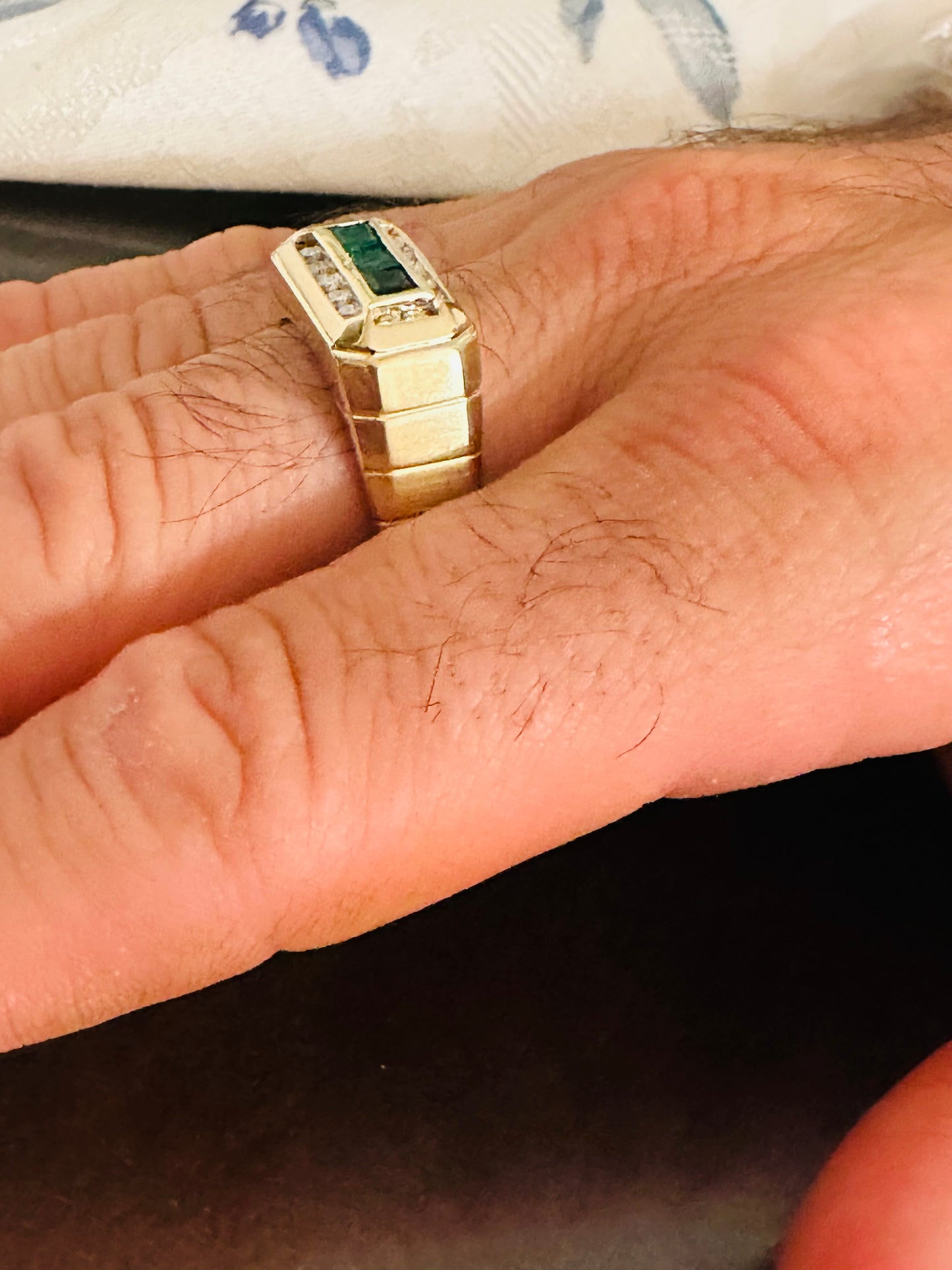 14kt yellow solid gold emerald and diamond vintage men's ring