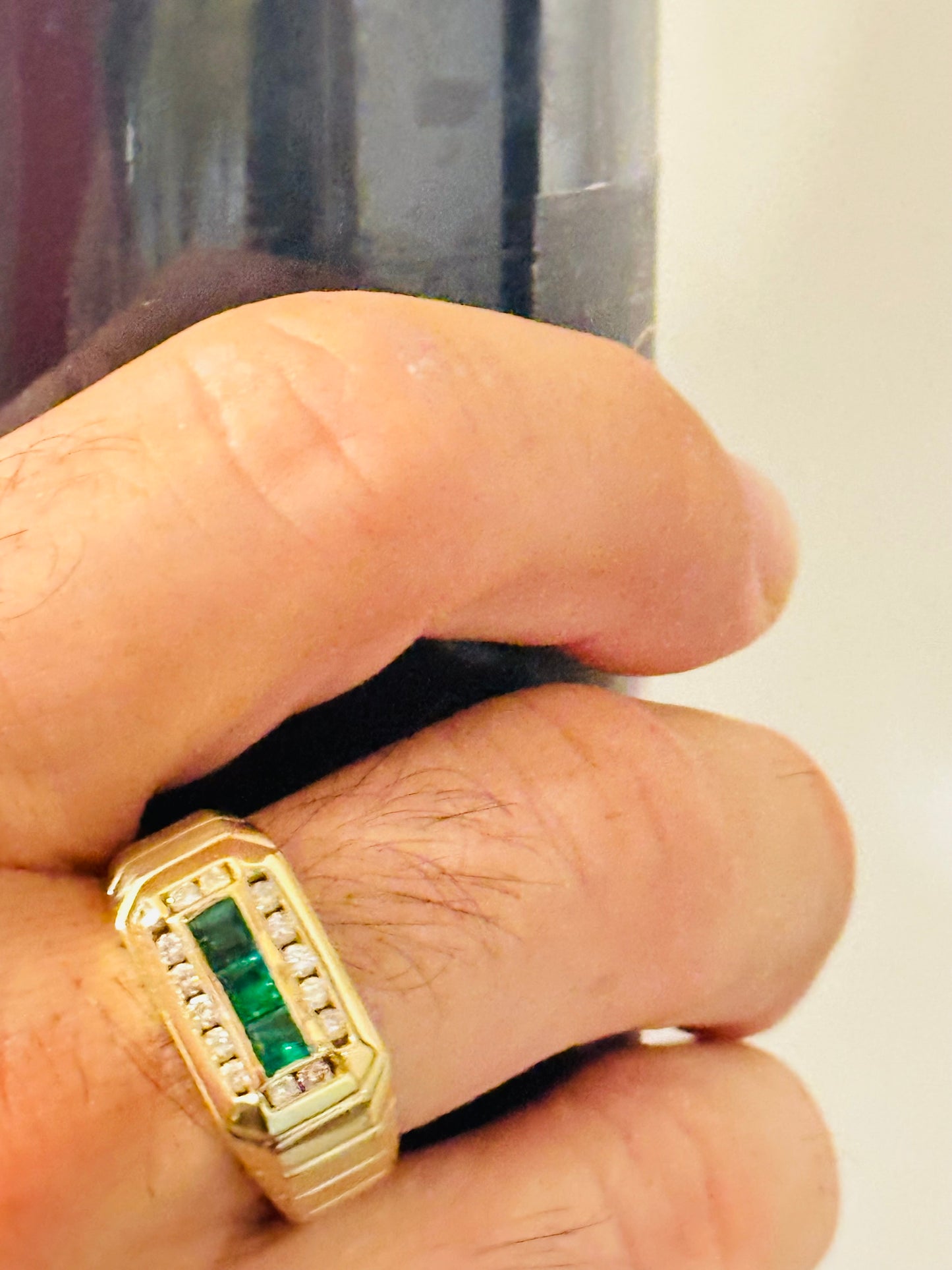 14kt yellow solid gold emerald and diamond vintage men's ring