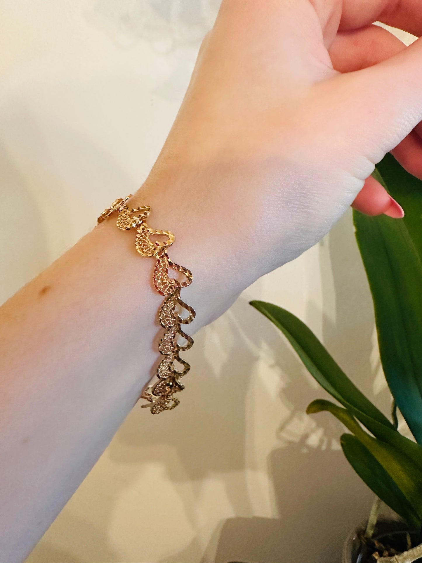 14kt yellow SOLID gold heart link bracelet VINTAGE