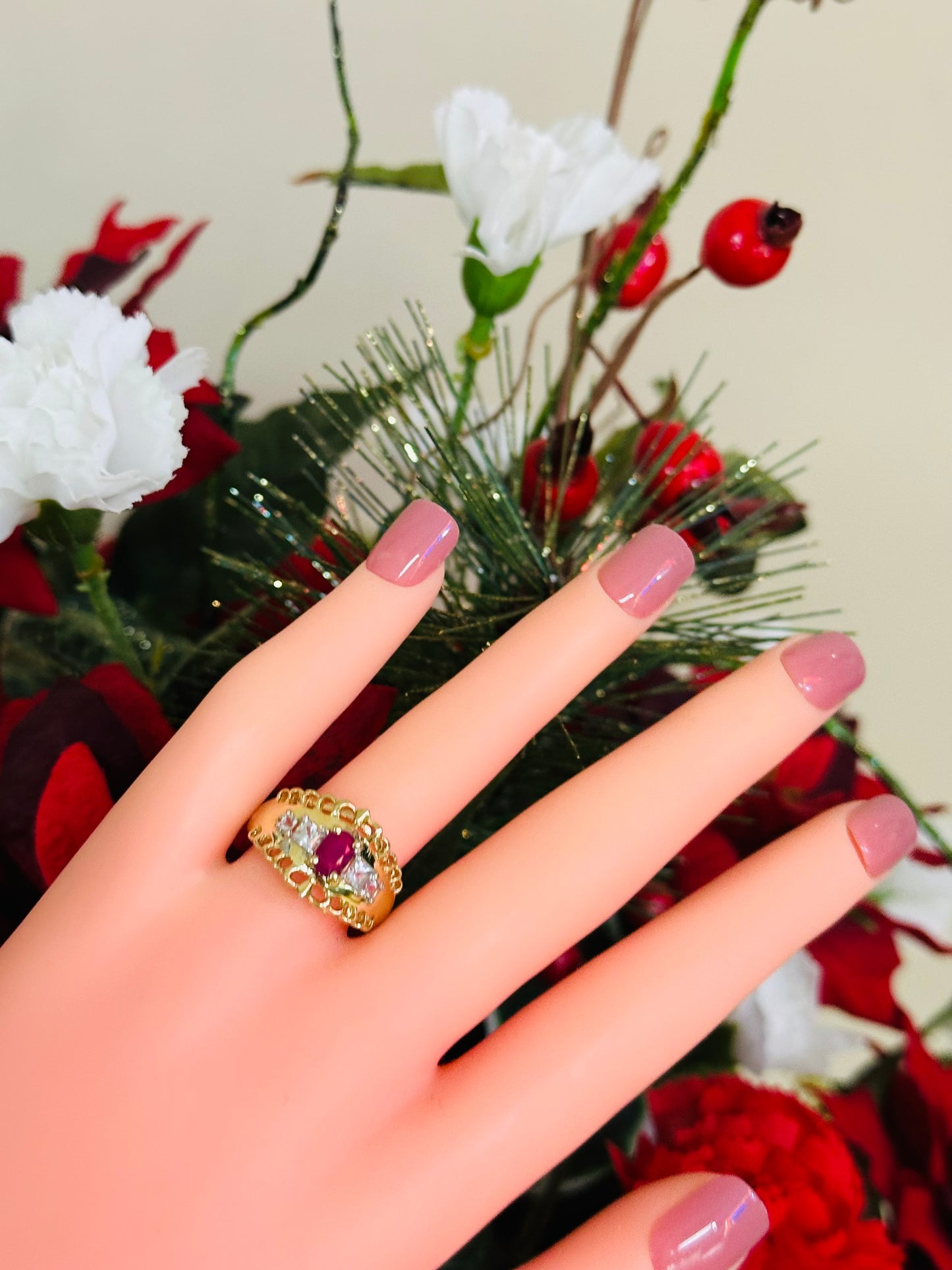14kt yellow solid gold ruby ring estate