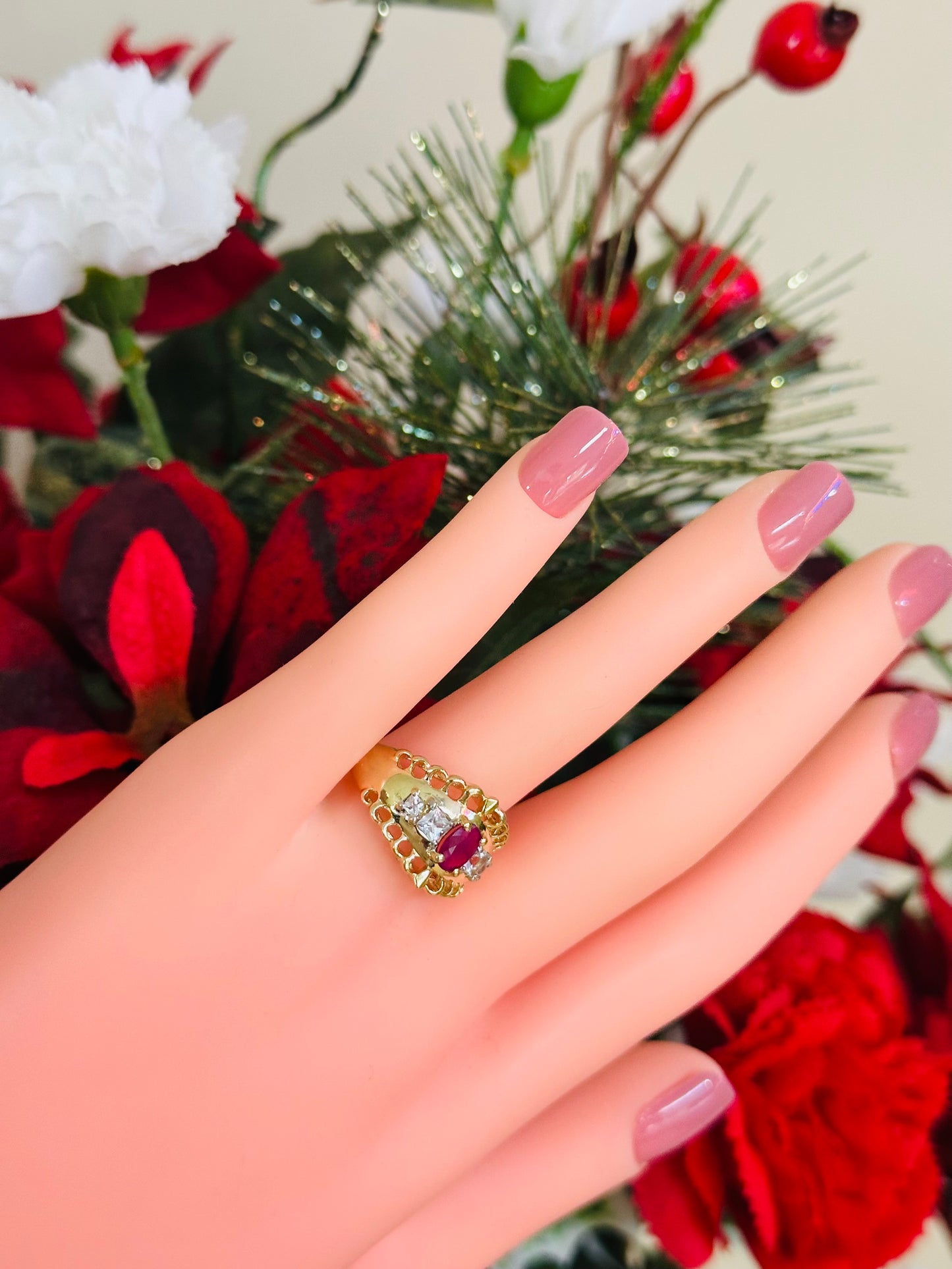 14kt yellow solid gold ruby ring estate