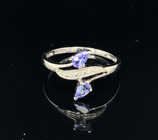 14kt solid White Gold Tanzanite Ring