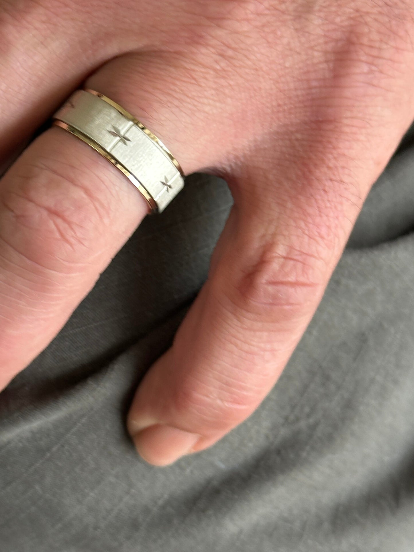 Men's Vintage Solid Two tone 14kt gold Wedding Band