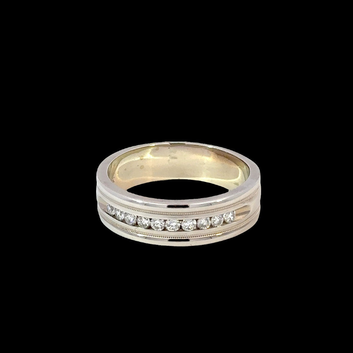 14kt white gold diamond wedding band