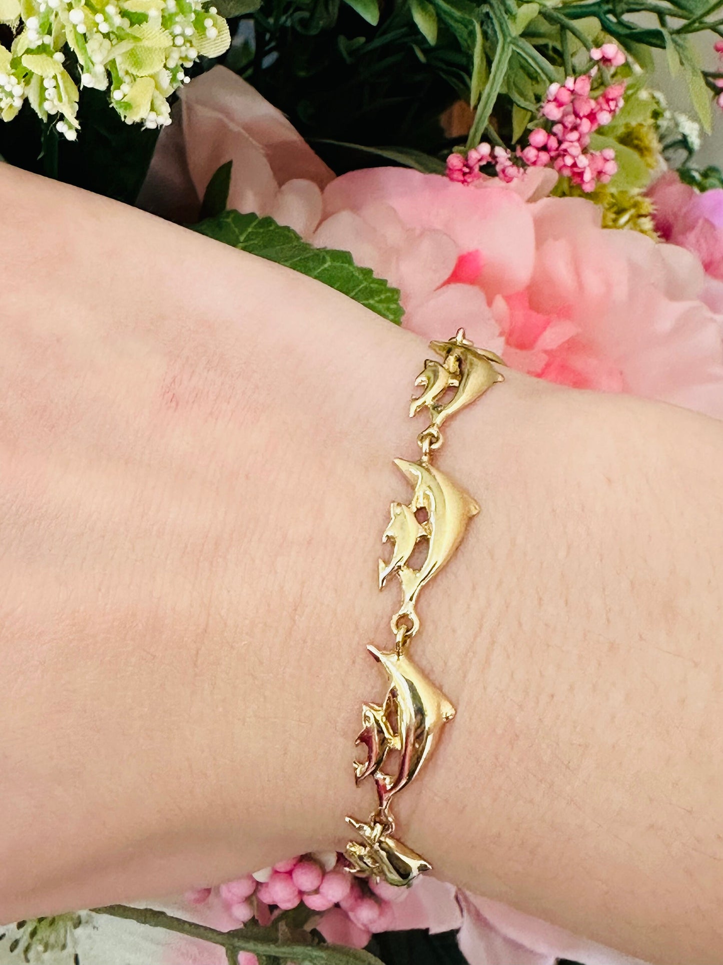 14kt yellow gold dolphin bracelet vintage