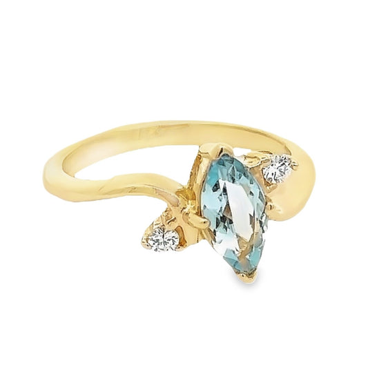 14kt yellow solid gold vintage ring blue topaz and diamonds