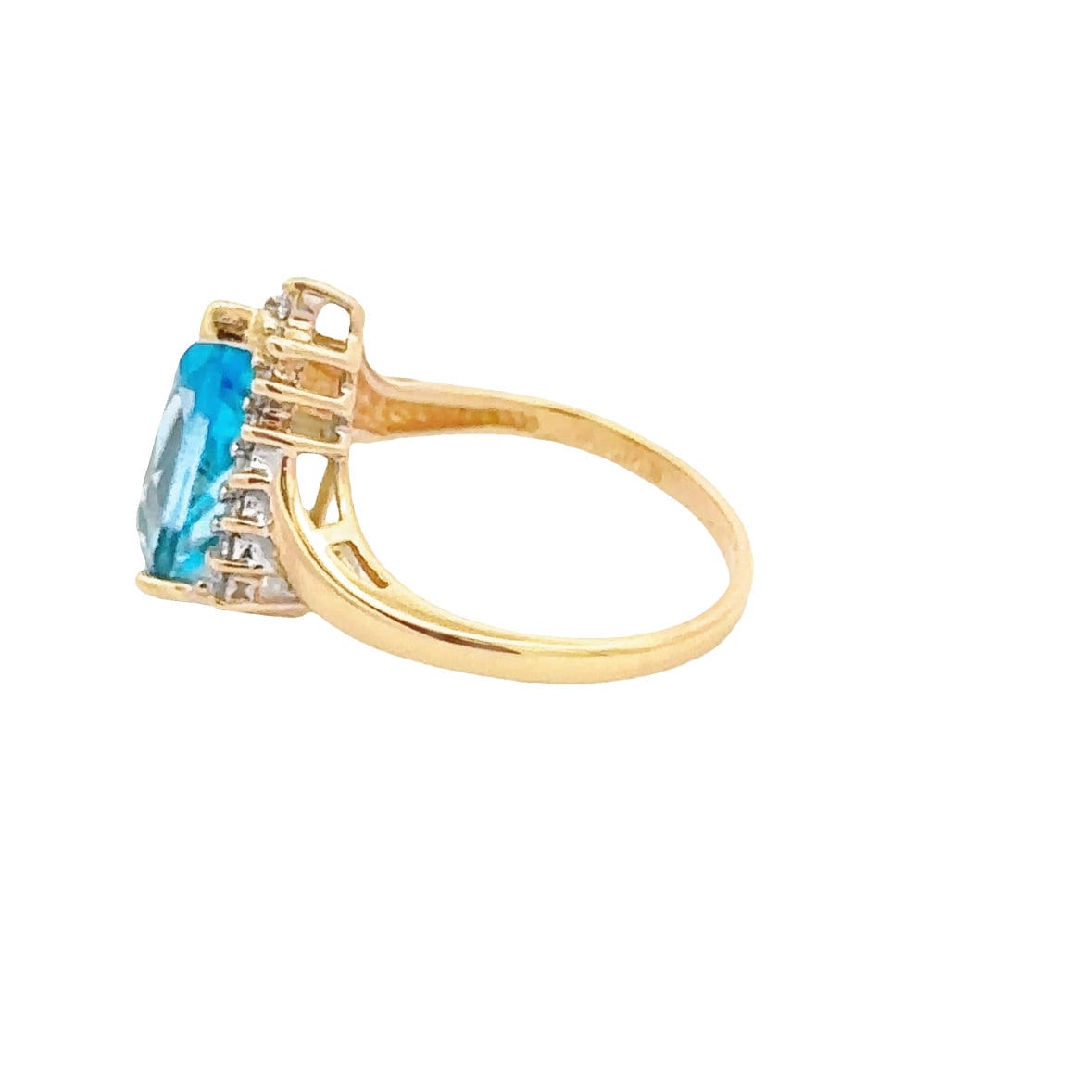 14kt yellow gold blue topaz ring vintage