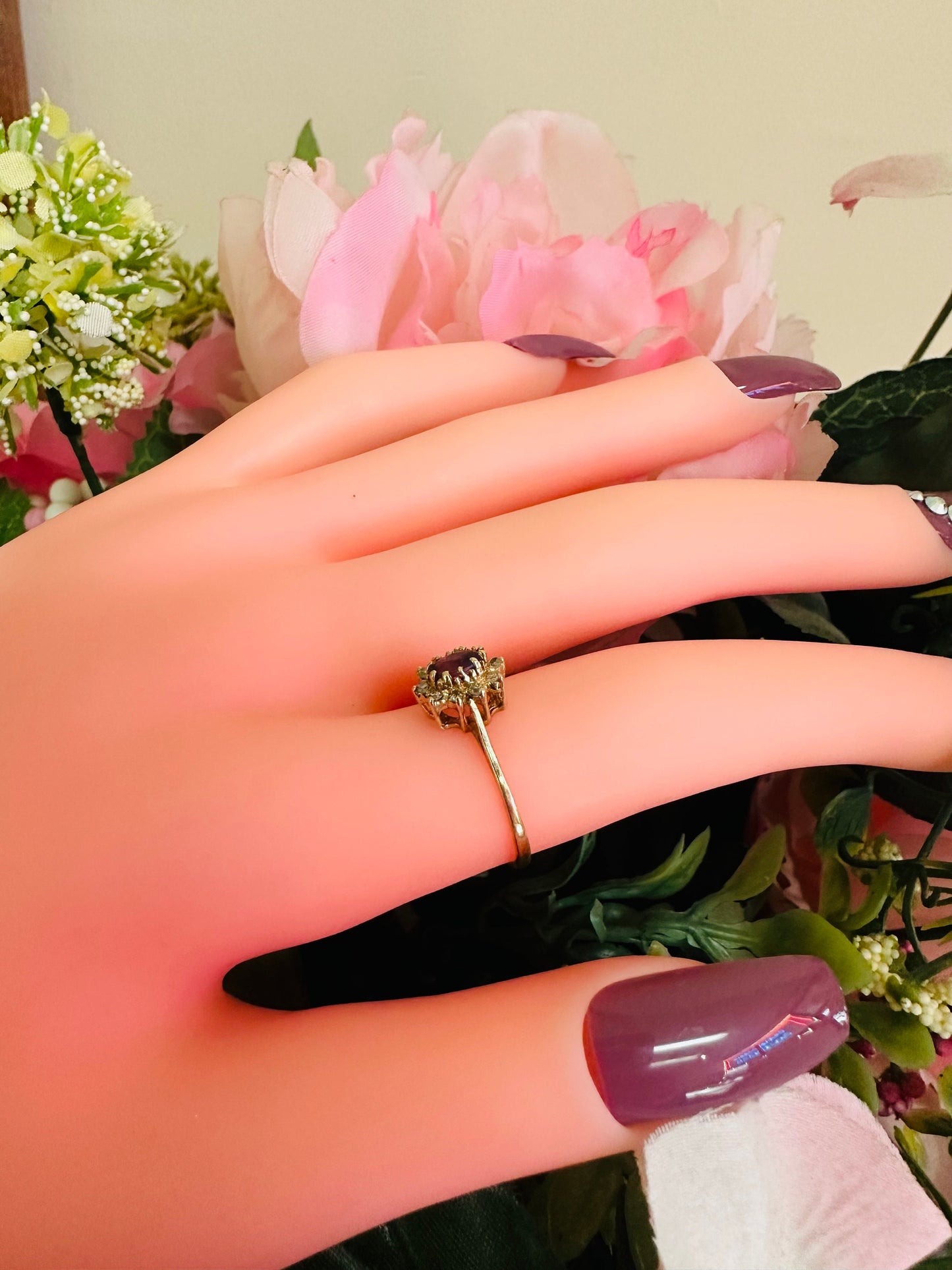 10KT  yellow Ring Diamond and Amethyst